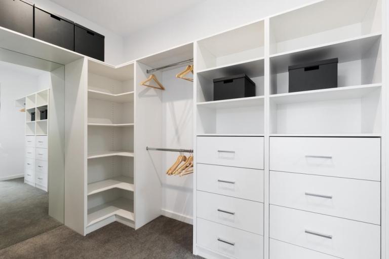 Nos astuces pour aménager un dressing sur mesure à Bourg-en-Bresse